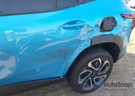 2025 Chevrolet Trax Fwd 2Rs z USA, uszkodzony, nr VIN KL77LJEP3SC033204